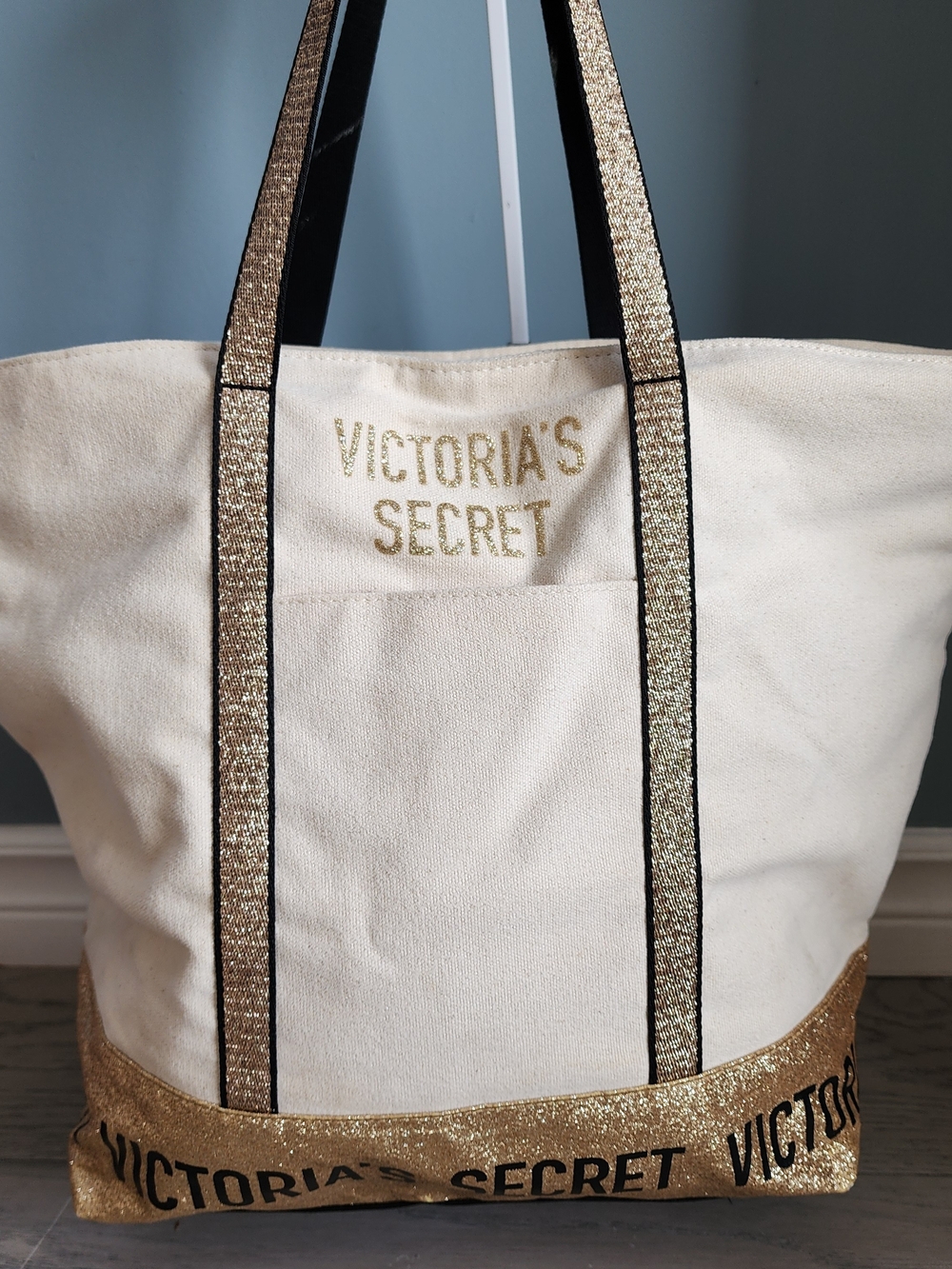 Victoria’s Secret White & Gold Glitter Canvas Tote Bag - Picture 3 of 7